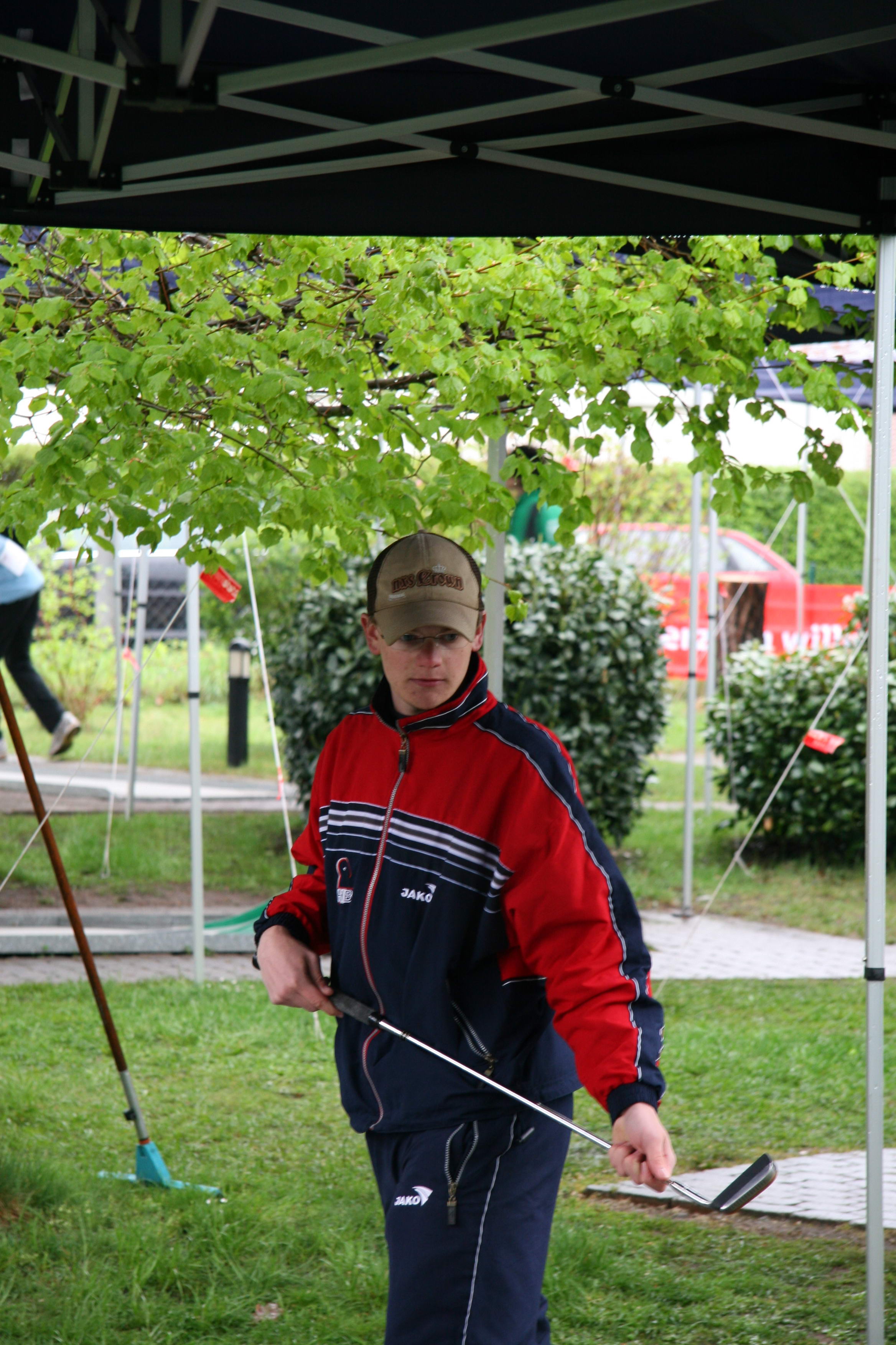 PDF mit
                                Kontaktinformationen